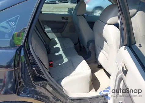 2011 Ford Focus Se из США, поврежденный, VIN 1FAHP3FN1BW179500